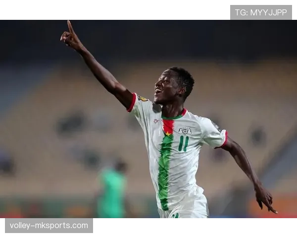 安哥拉状态回暖,非洲杯赛场展现强劲足球实力 安哥拉状态回暖,非洲杯赛场展现强劲足球实力