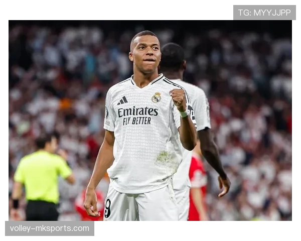 姆巴佩与罗纳尔迪尼奥：技术创造力与速度效率的世代天赋对比分析